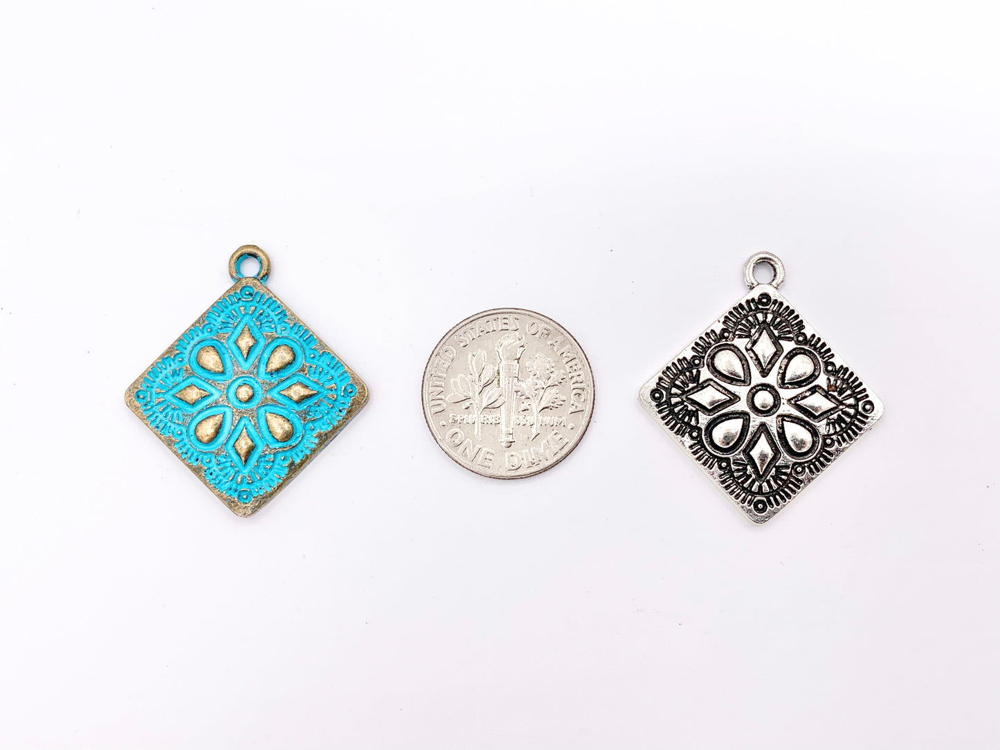 25mm Pewter Granny Square Pendants Cute Diamond Shape Charms in Gold, Silver, Bronze and Blue Patina Color 20 PCS