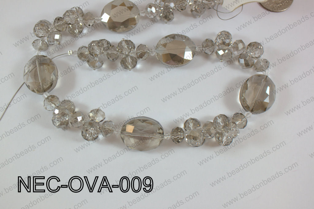 Necklace with oval crystals grey NEC-OVA-009