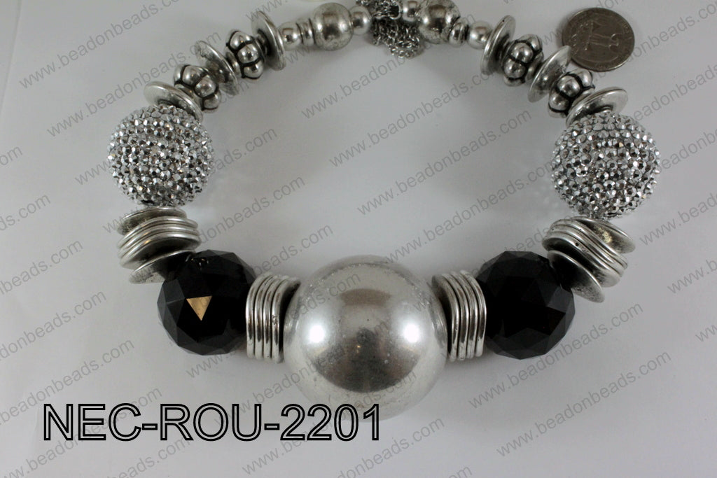 Necklace Round Silver and Black 44mmNEC-ROU-2201