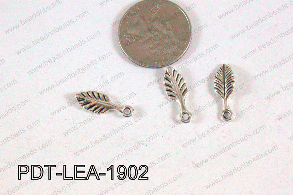 Leaf Pendant Dark Light 19x7mm PDT-LEA-1902