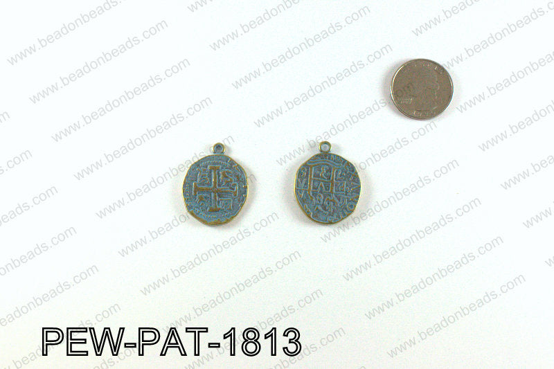 Coin pendant with turquoise patina coating 31x28mm PEW-PAT-1813