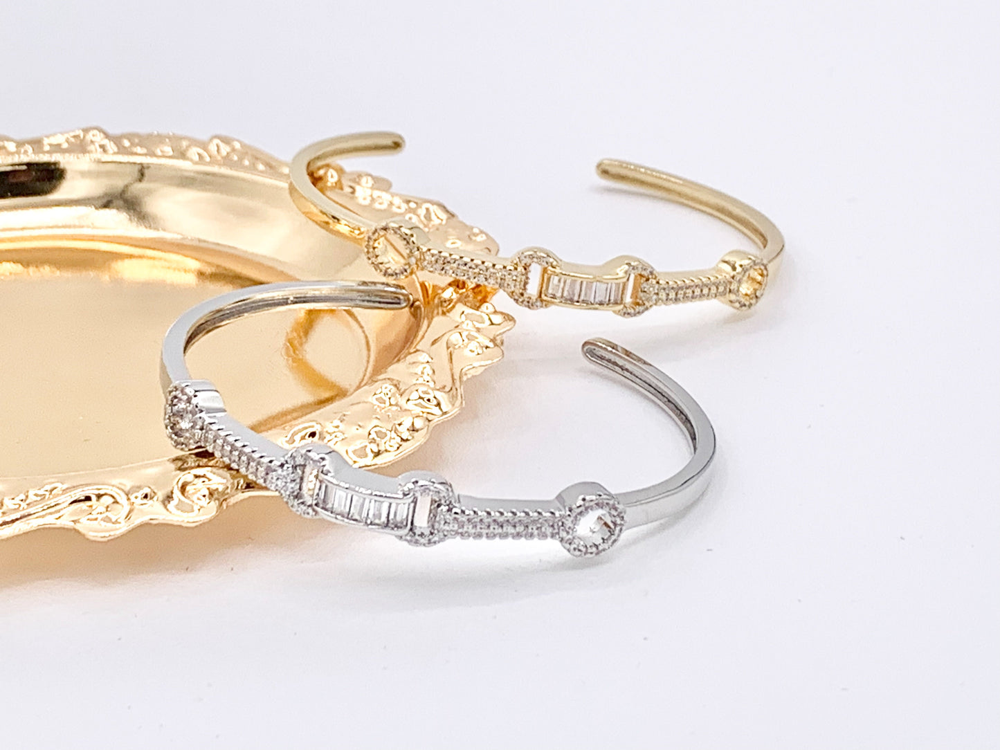 Dainty CZ Pave Fancy Rhinestone Baguette Circle Link Vintage Style Bracelet Cuffs Real Gold/Platinum 18K Plated Copper 1 pc