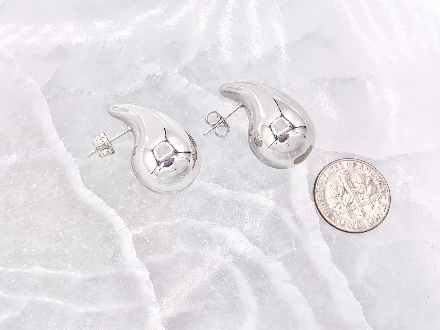 Lightweight Drop Puffy Earrings in 18K Gold or Silver Plated Copper 3 pairs