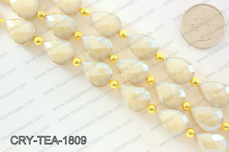 Teardrop cream crystal with Gold bezel 13x18mmCRY-TEA-1809