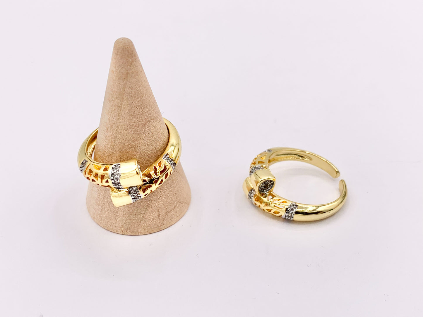Beautiful 2 Tone Filigree Bypass Adjustable Ring in Real Gold/Silver 18K Plated 4 PCS