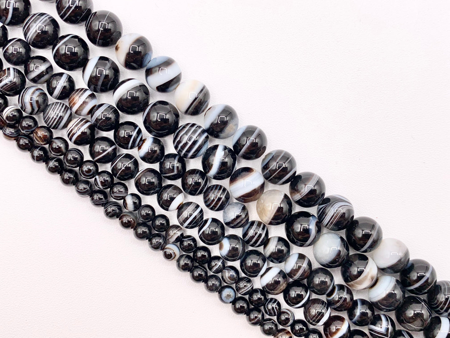 Grade AAA Black Sardonyx with White Stripes Agate Round Smooth Shiny Polished Natural Stone Beads 4mm 6mm 8mm 10mm Around 14-15"