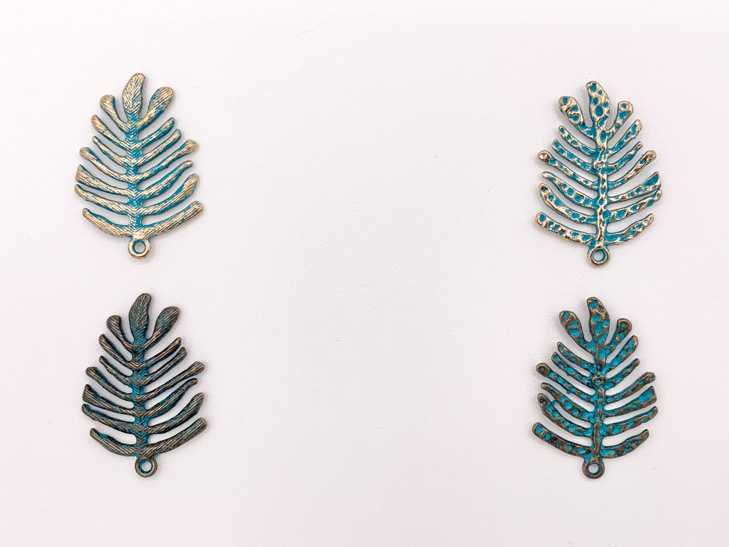 25x37mm Pewter Oak Leaf Pendants Double Sided 2 Styles in 1 Leaf Charms Bulk Order in Matte Gold, Gold, Silver, Brass, Gunmetal and Patina