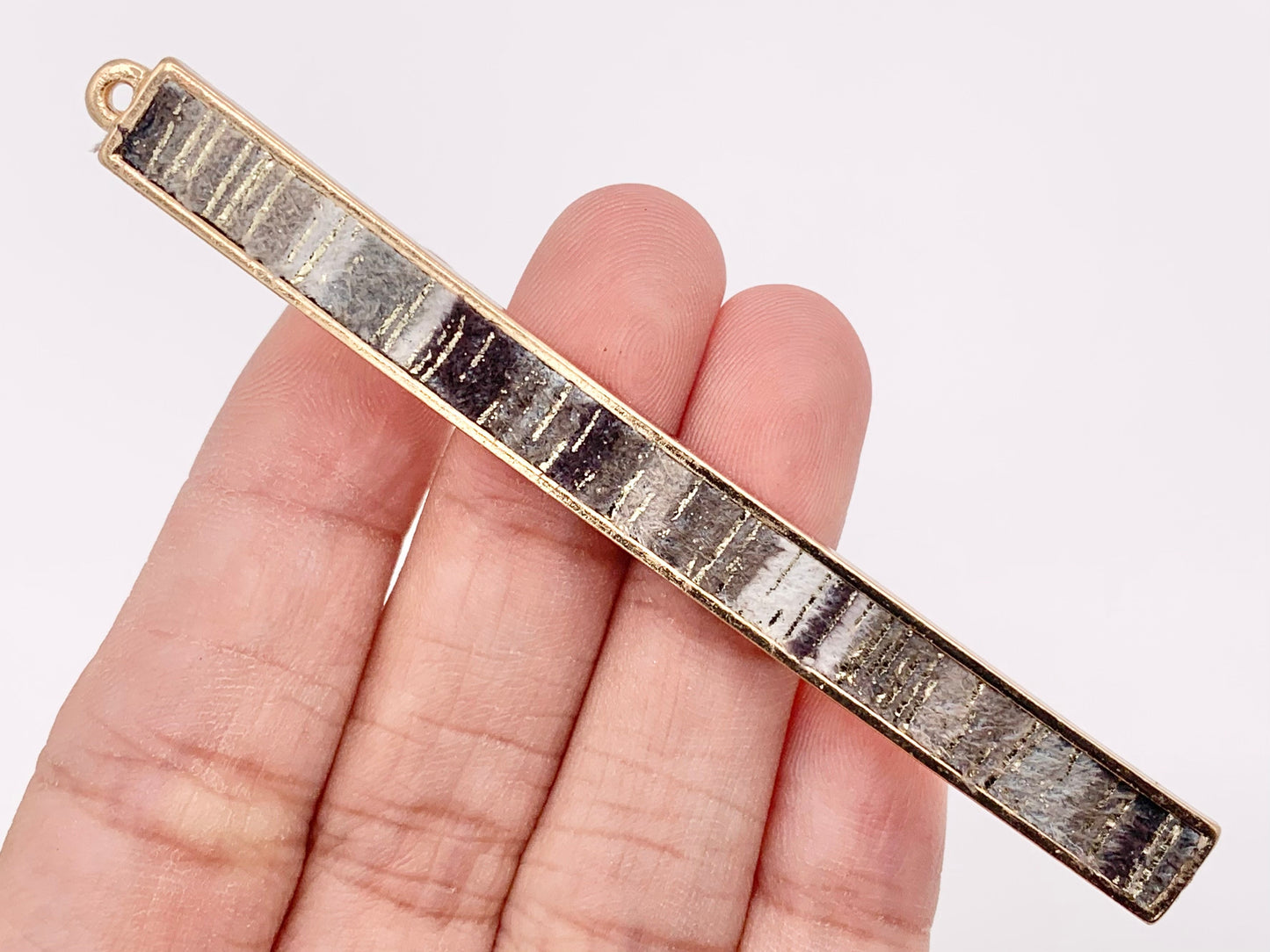 7x83mm/3.26 inches Pewter Hand Crafted Bar Pendants with Gray Fabric in Gold, Silver and Brass