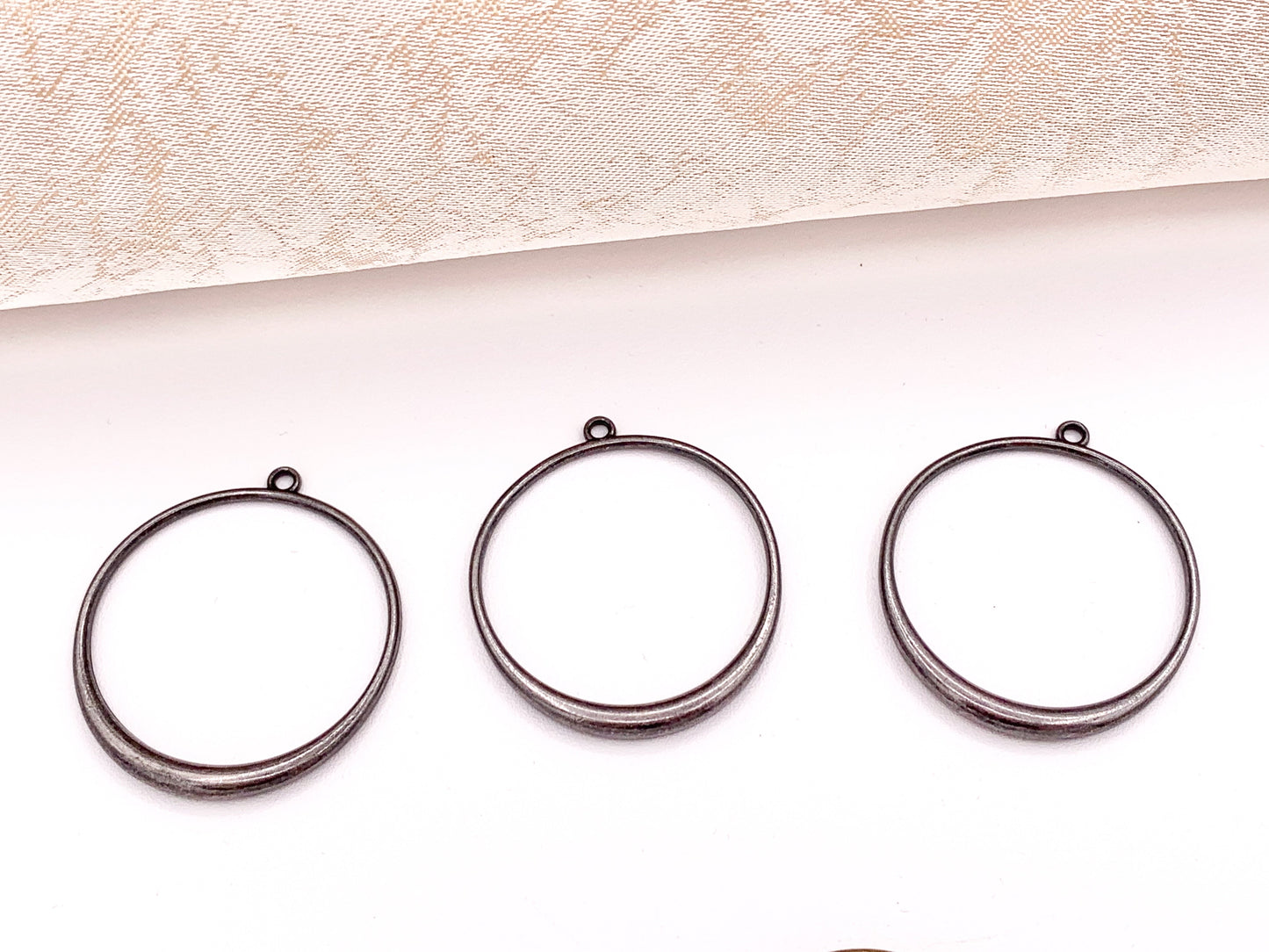 34mm Pewter Circle Pendants Bulk Order in Light Gold, Gold, Matte Gold, Silver, Brass, Gunmetal and Copper