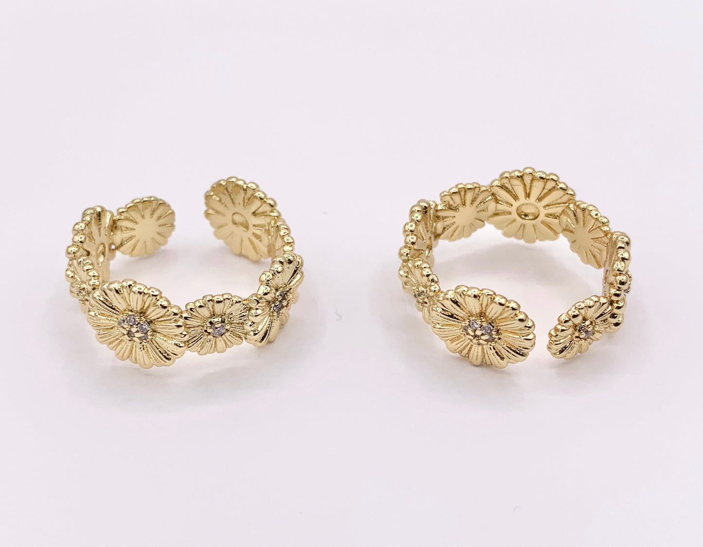 Delicate Daisy Cubic Zirconia Rhinestone Flower Ring Adjustable Rings in 18K Gold Plated Copper 4 PCS