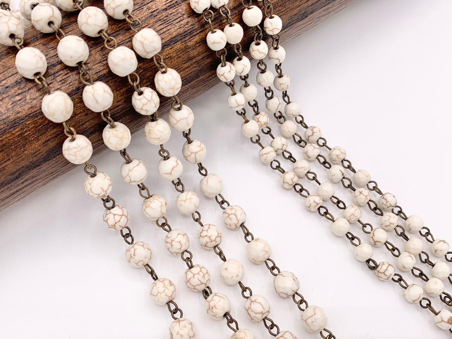 Vintage White Howlite Roumd Faceted Rosary Style Beaded Chain With Brass Wire 1 Spool 6mm 8mm