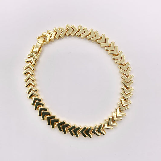 6.5" Delicate 18K Gold Plated Chevron Link/ Arrow Shape Chain Bracelet 2PCS