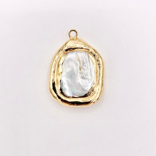 1" Long Gold Trim Freshwater Pearl Rectangular Pendant in 18K Gold Plated Copper 5PCS