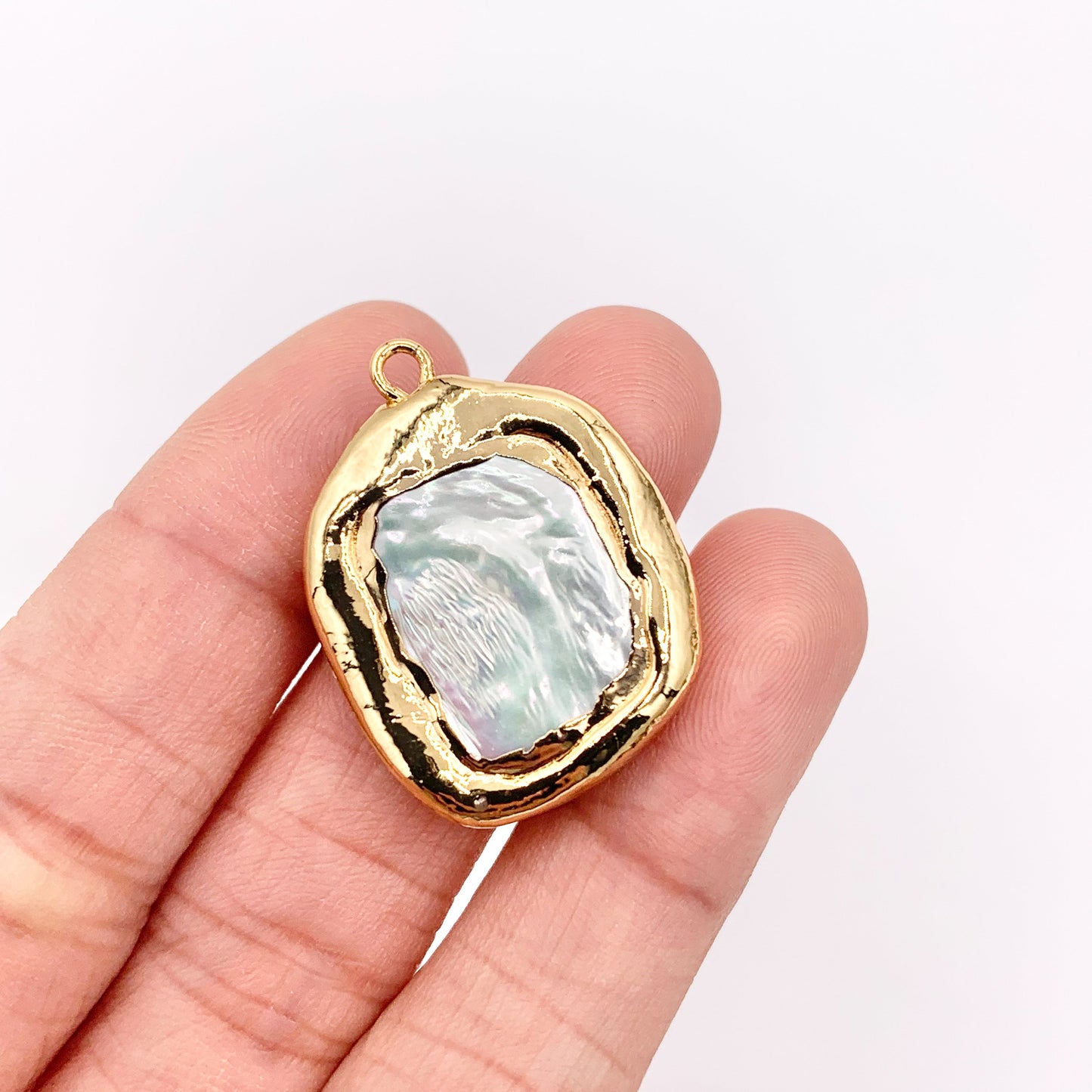 1" Long Gold Trim Freshwater Pearl Rectangular Pendant in 18K Gold Plated Copper 5PCS