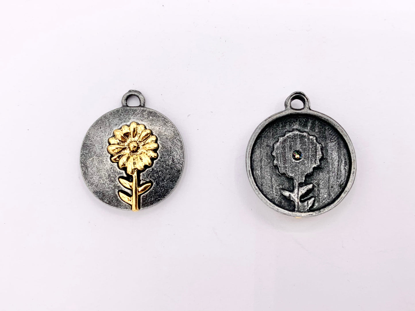 17mm Pewter Gunmetal Coin with Gold Flower Charms Cute Floral Pendants 15 PCS