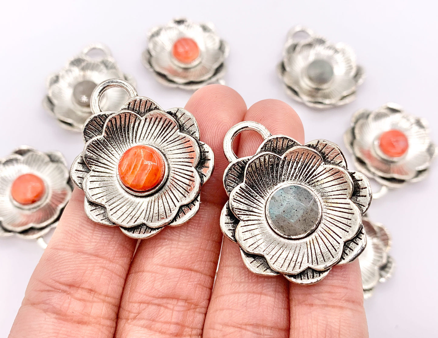 Tibetan Silver Flower Pendant With Spiny Oyster and Labradorite Handmade Pendant 1 PC