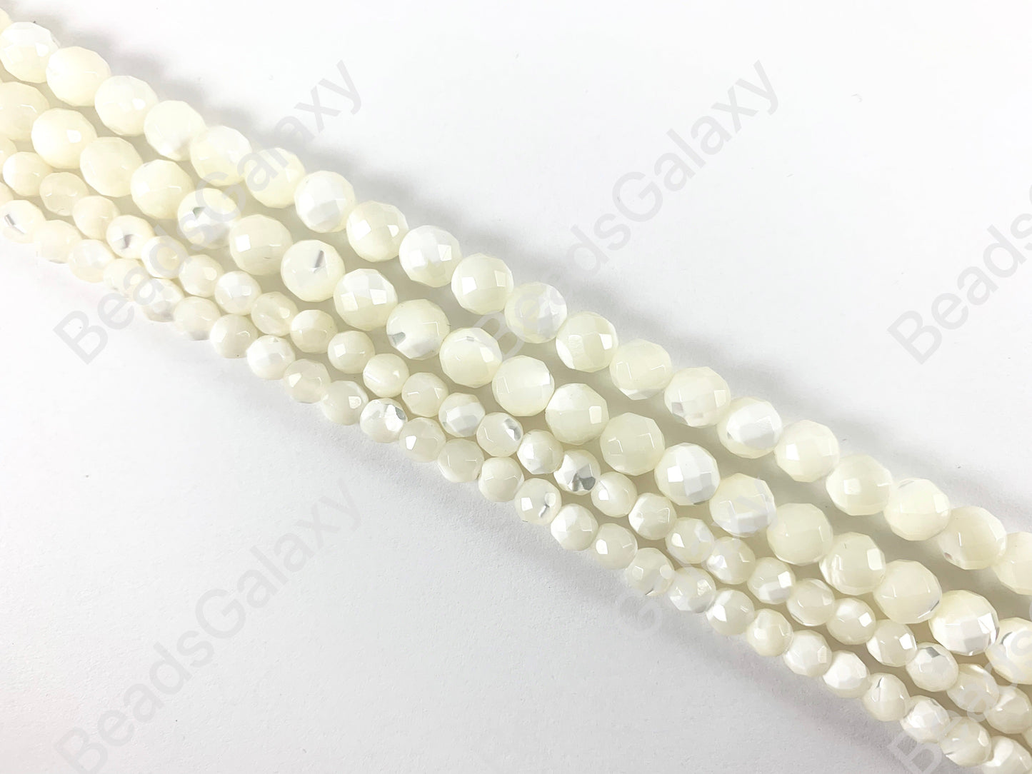 Natural Trocas/Trochidae Shell Faceted Mosaic Cream Round Beads Around 15"