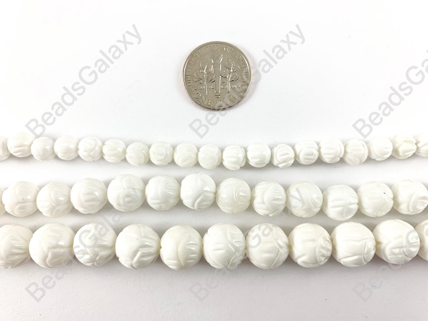 Hand Carved White Tridacnidae/Tridacna Shell Round Beads Around 15"