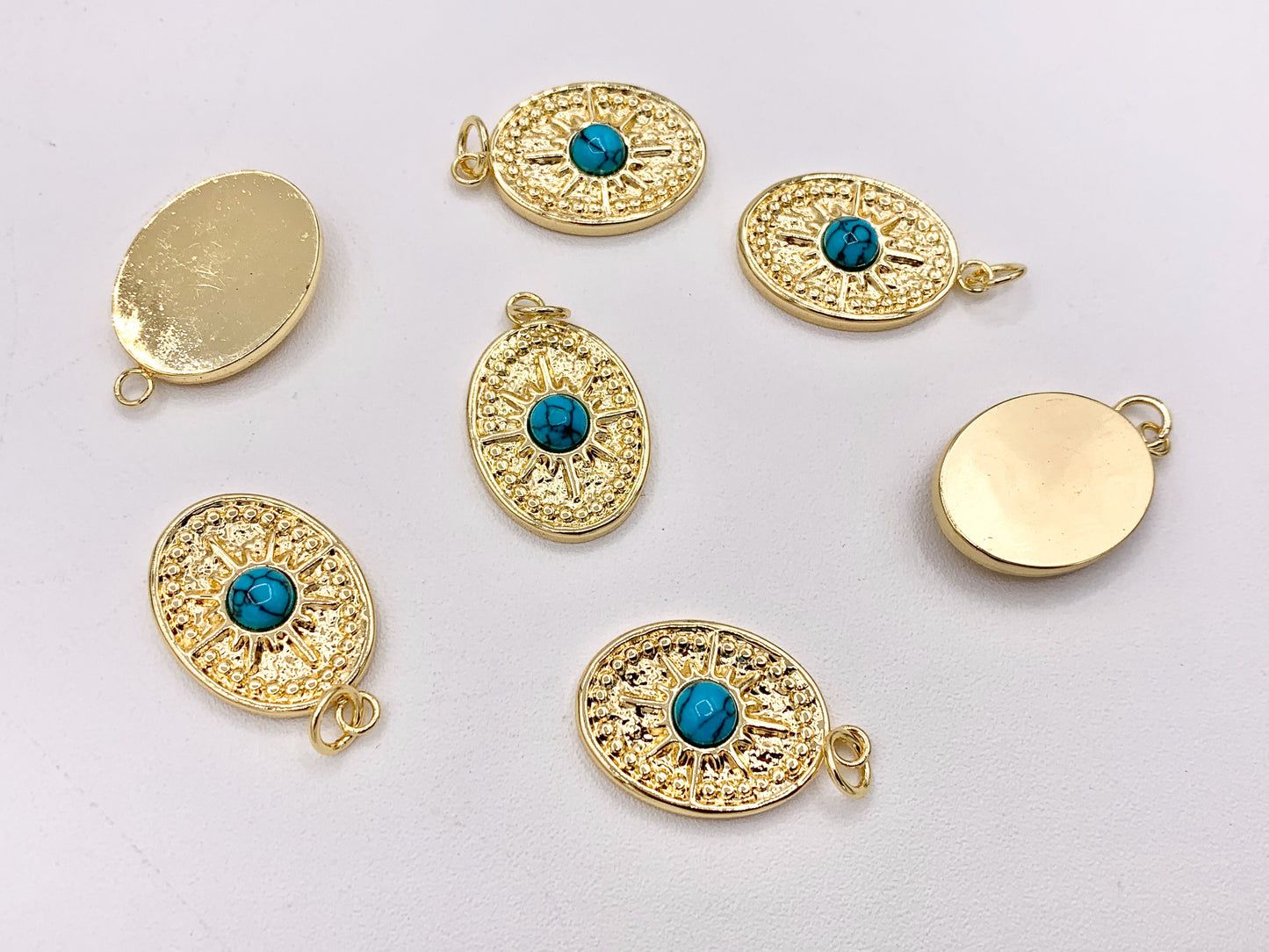 Unique Turquoise Oval Pendants in 18K Gold plated Stainless Steel 8 PCS
