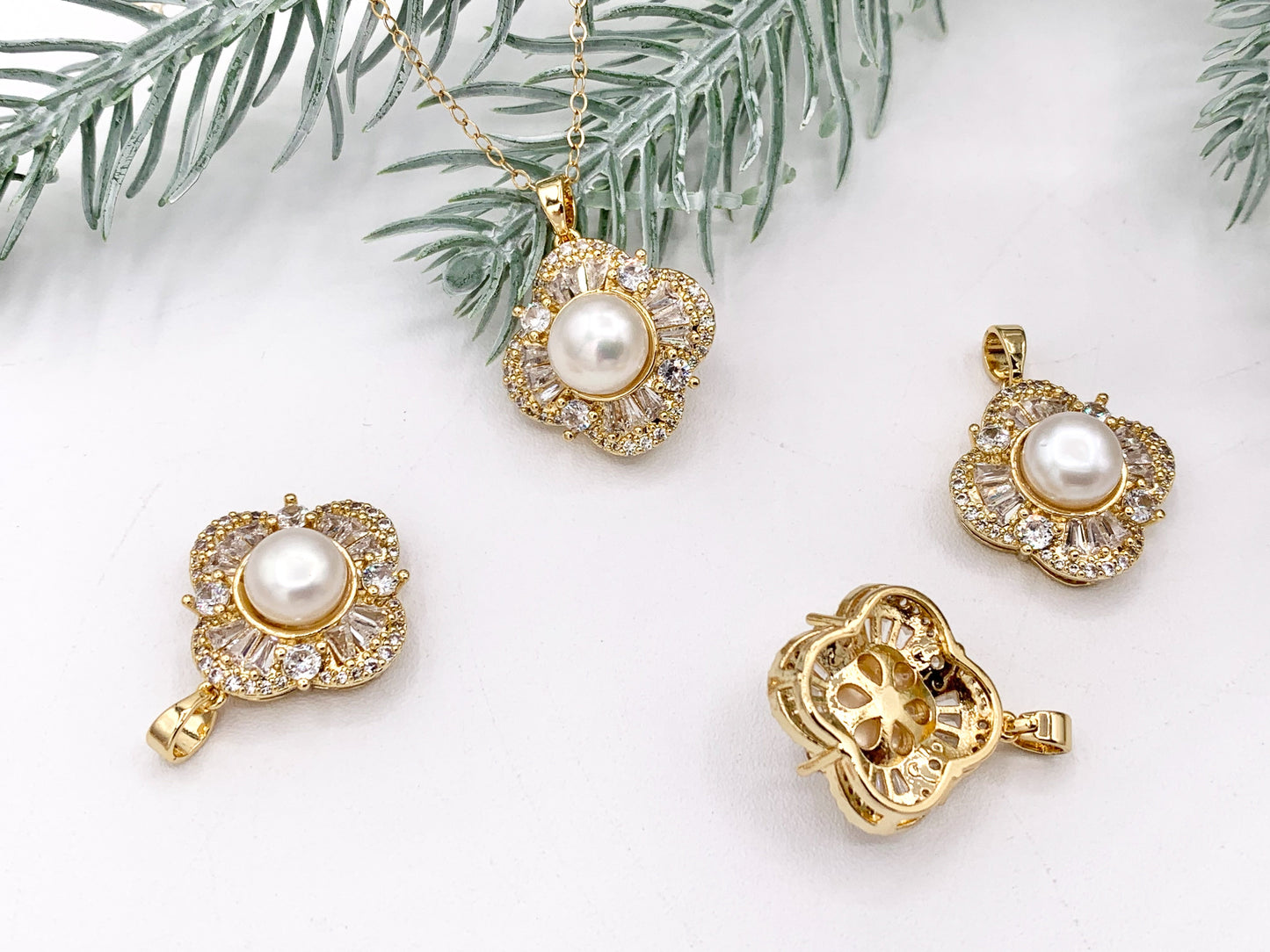 Stunning CZ Diamond Large Pearl Clover Quatrefoil Pendants in 18K Gold plated Copper 4PCS