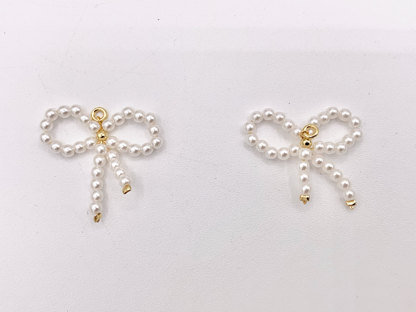 Cute Pearl Beaded Bowtie Pendant in 18K Gold Plated Over Copper 6PCS