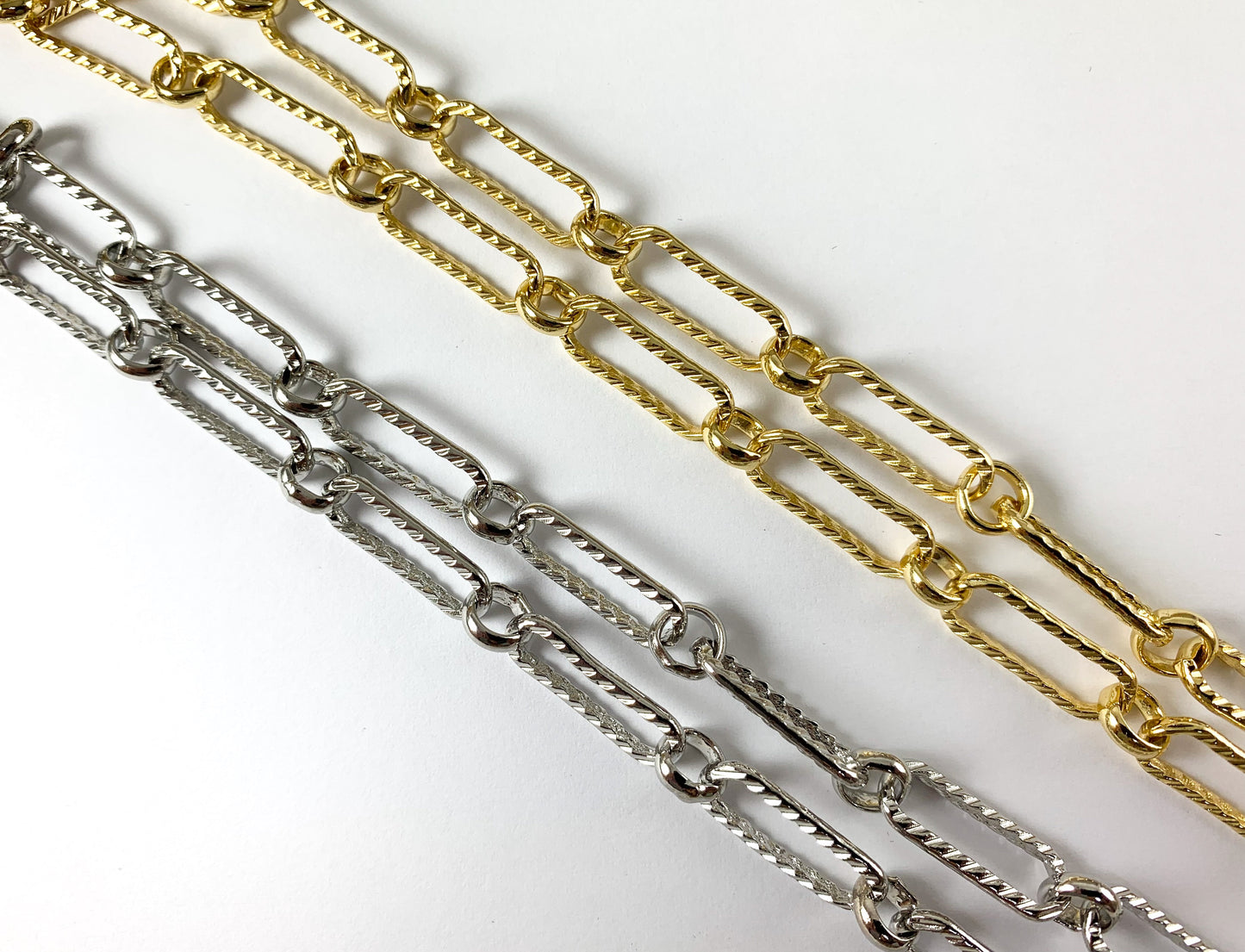 Real 18K Gold/ Platinum Plated Large Textured Paperclip Chain Hammered Oval Chain with Circle Link
