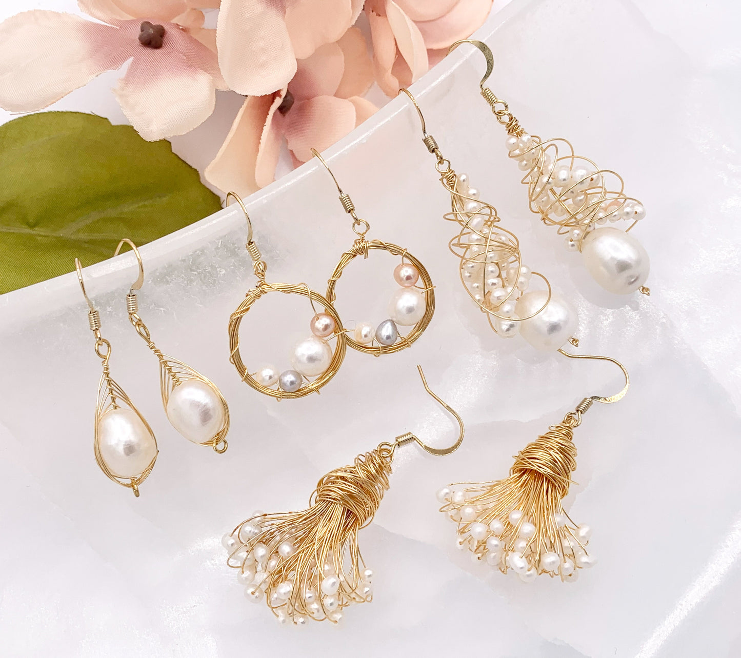Elegant Wired Freshwater Pearl Drop Earrings in 18K Gold plated Copper 1 Pair
