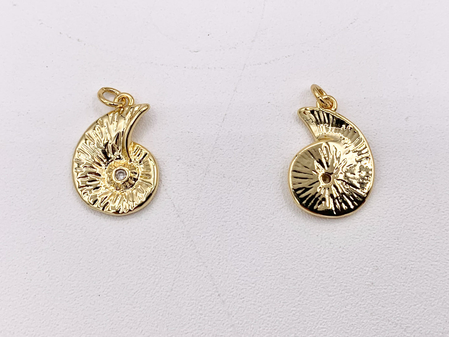 Cute Small CZ Pave Conch Shell Charms Pendants Plated in 18K Gold Copper Base 10 PCS