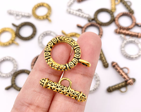 18mm Pewter Toggles Carved Circle Clasps in Gold, Silver, Bronze And Copper
