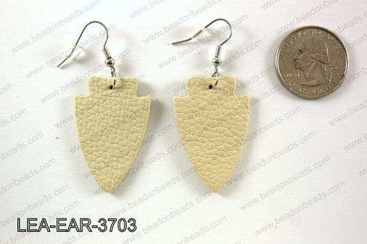 Leather arrow earrings 37x24mm LEA-EAR-3703