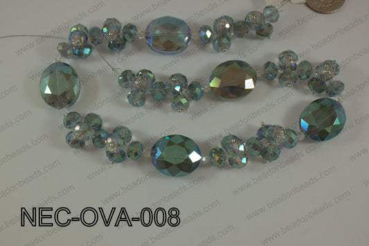 Necklace with oval crystals green NEC-OVA-008