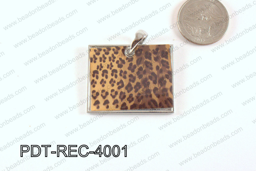Metal Rectangle Pendant Brown 32x40mm PDT-REC-4001