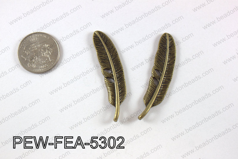 Pewter feather 12x53mm, brass PEW-FEA-5302