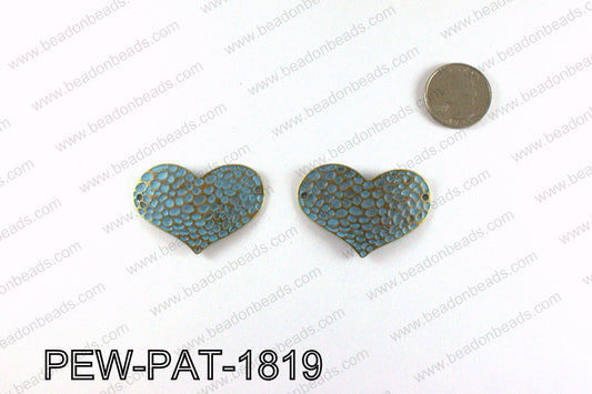 Heart connector with turquoise patina coating 28x47mm PEW-PAT-18