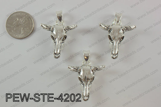 Pewter steer head pendant 30X 42 mm, anti silver PEW-STE-4202