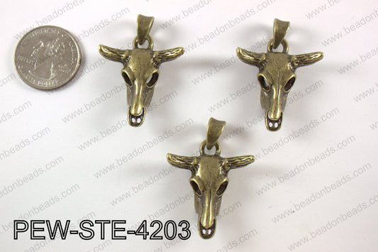Pewter steer head pendant 30X 42 mm, brass PEW-STE-4203