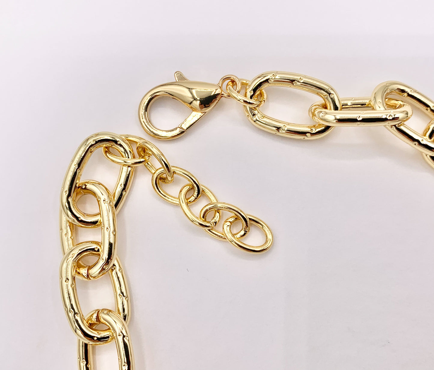 Dotted Oval Link Necklace 18K Gold Plated Copper Finished Necklace 16" with 1.5" Extension Link 1pc