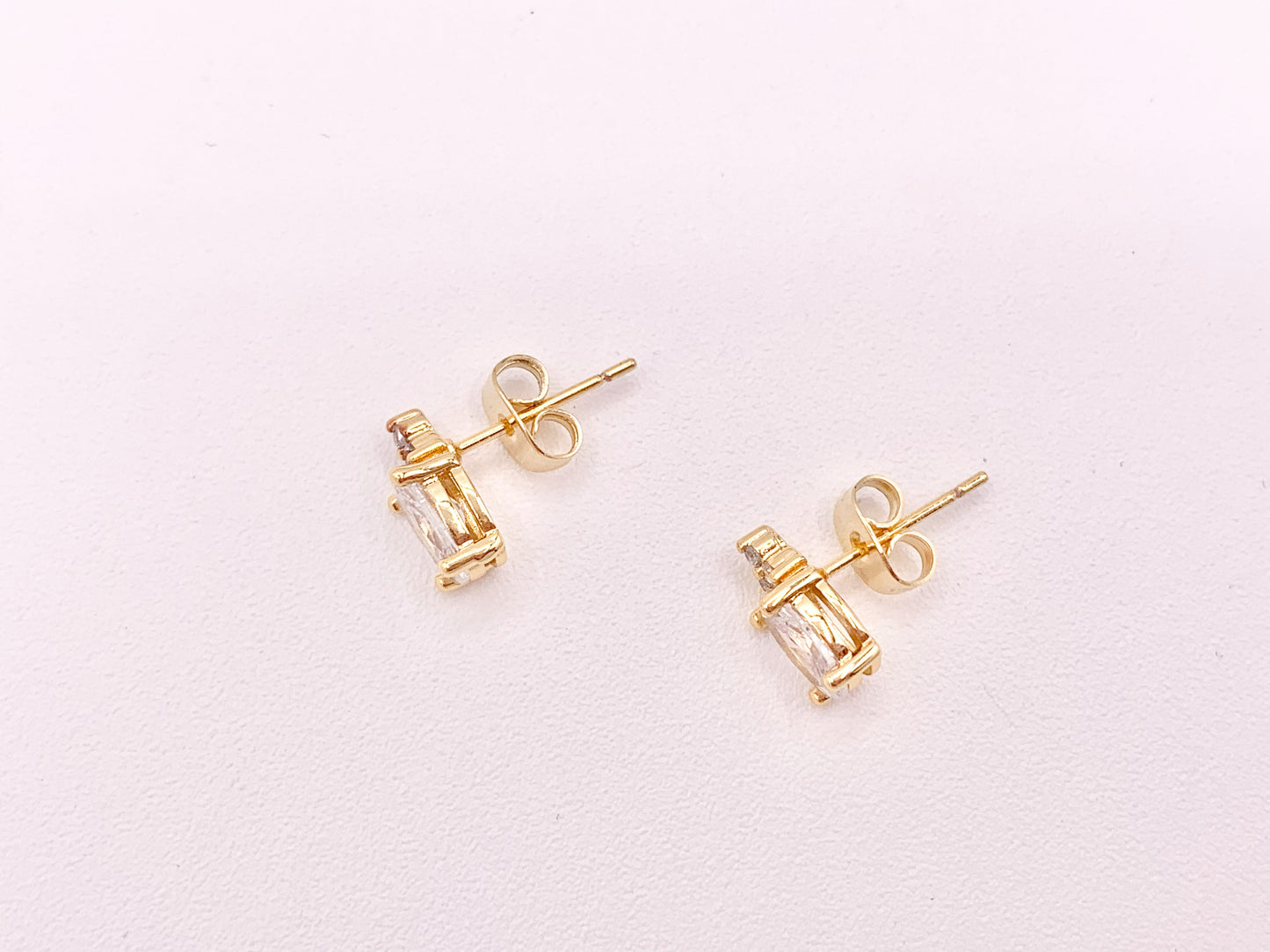 Oval Solitaire Cubic Zirconia Earrings Studs in 18K Gold Plated Copper 5 pairs