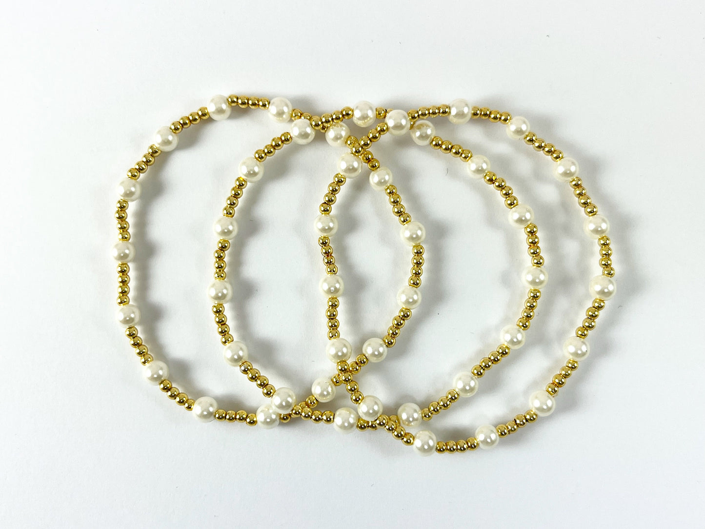 18K Gold Plated Hematite Freshwater Pearl Glass Pearl Dainty Stretchy Bracelet 1 piece