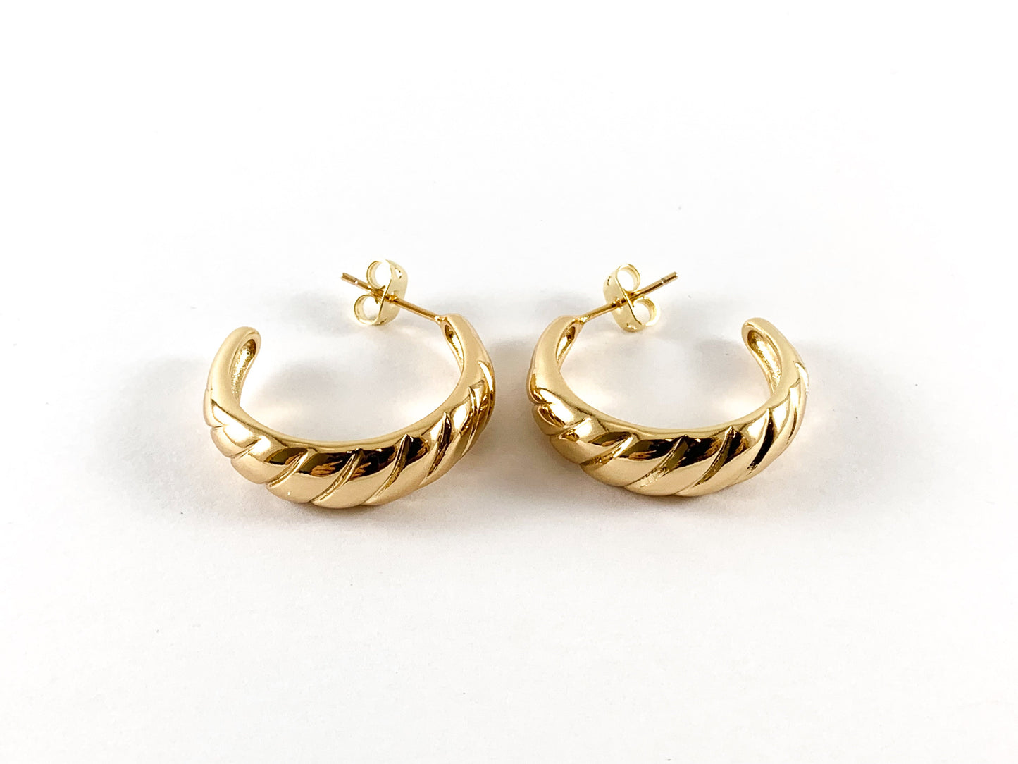 Real Gold 18K Plated Circle Textured Earring Huggies Hoops 3pairs