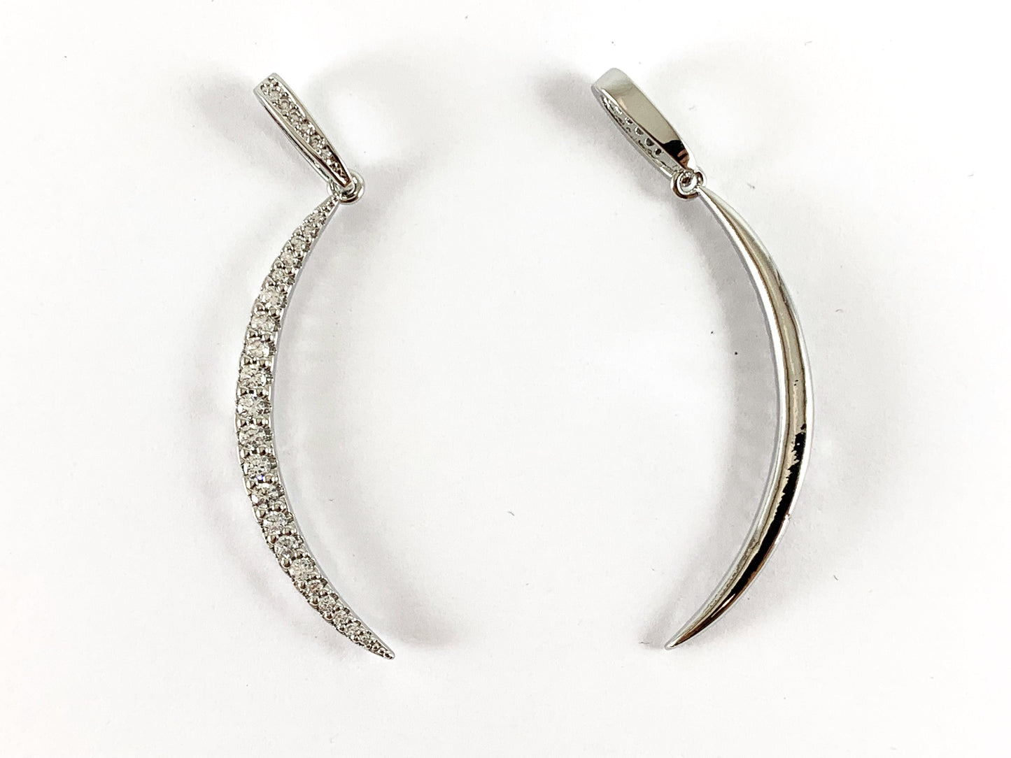 Real Gold/Platinum 18K Plated Micro CZ Curve Crescent Moon Pendant Over Brass 5pcs