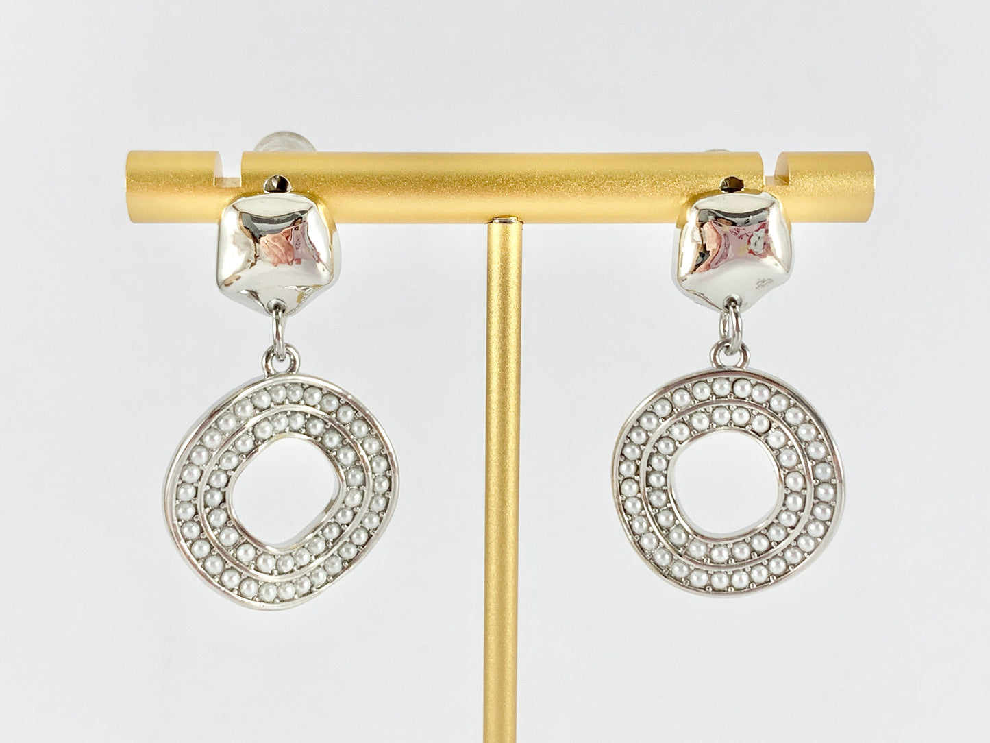 Elegant Pearl Circle Dangle Earrings in 18K Gold or Silver plated Copper 2 pairs