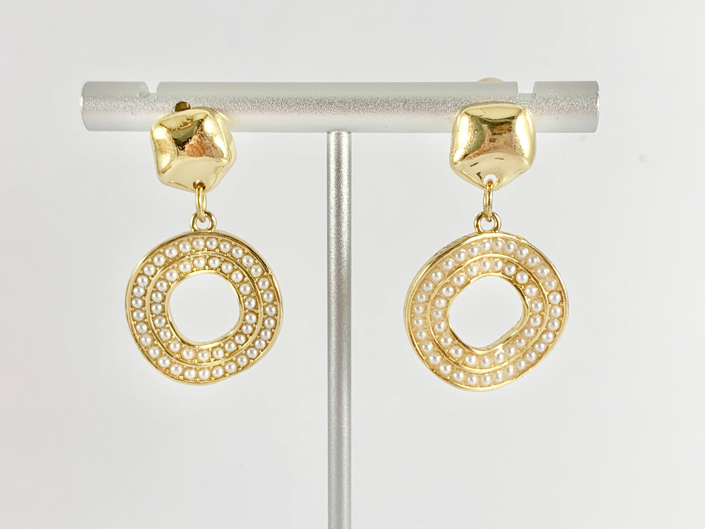 Elegant Pearl Circle Dangle Earrings in 18K Gold or Silver plated Copper 2 pairs