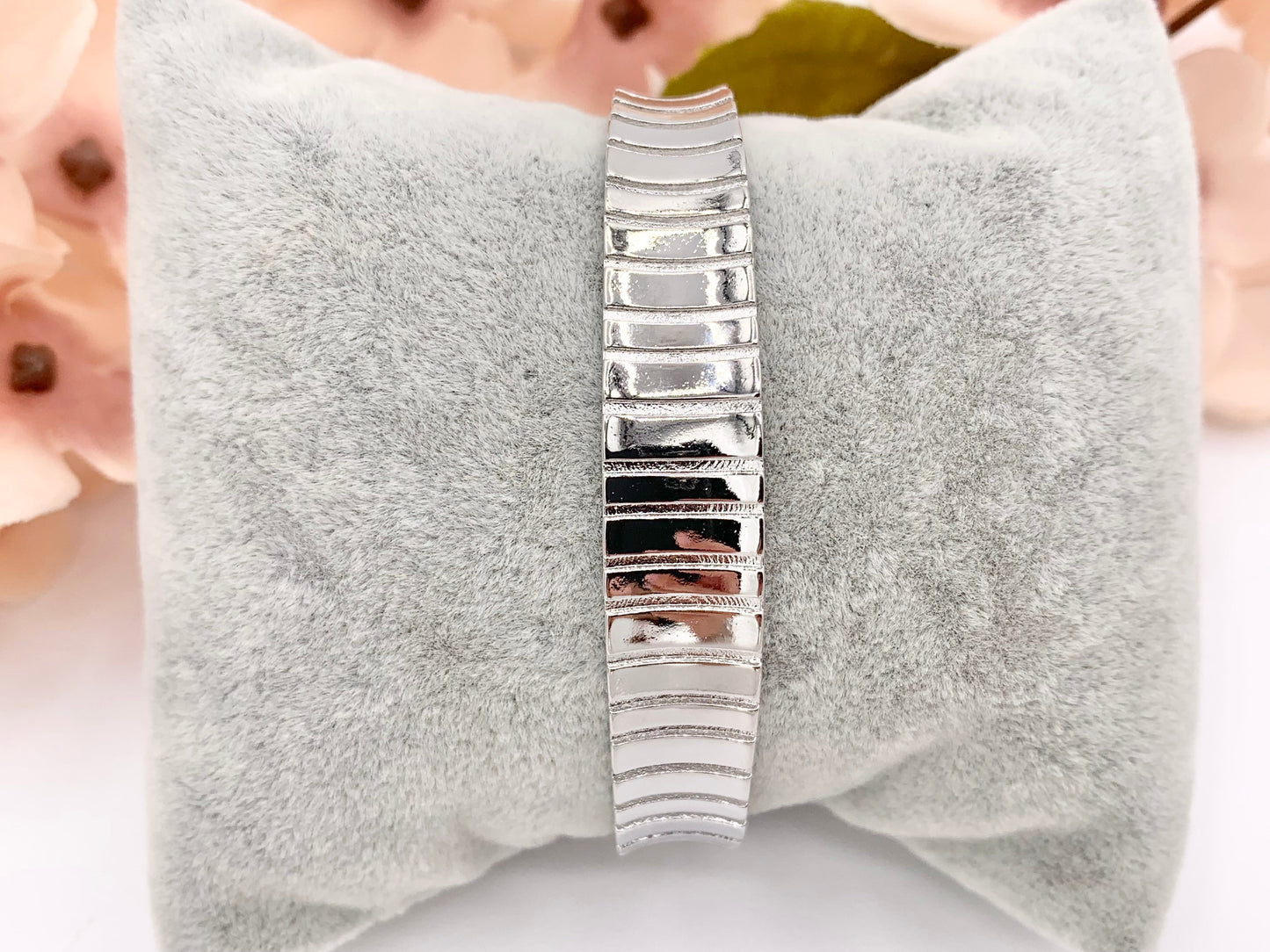 Simple Plain Vertical Stripe Textured Adjustable Bracelet Cuff in Real Gold 18K Plated Copper 2 pcs