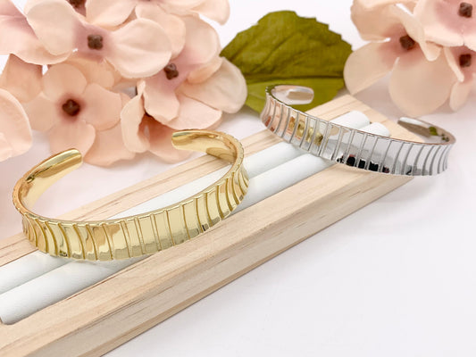 Simple Plain Vertical Stripe Textured Adjustable Bracelet Cuff in Real Gold 18K Plated Copper 2 pcs