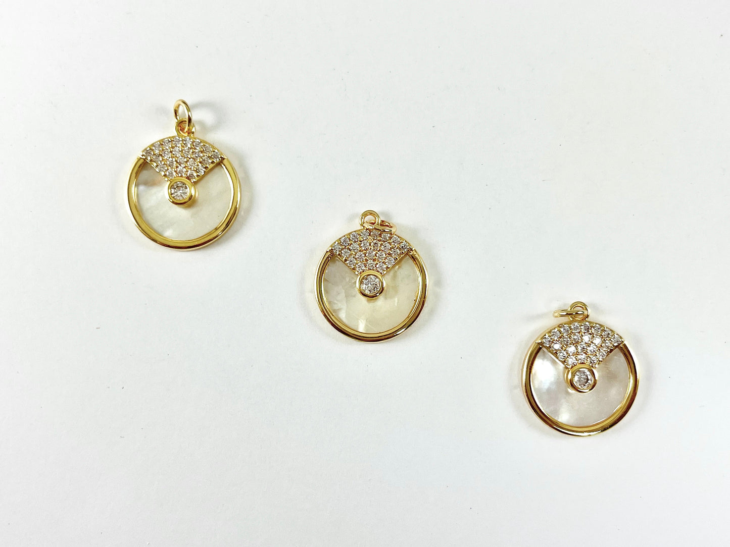 18K Real Gold Plated Micro CZ Pave White Lip Shell Circle Coin Charm Pendant Over Copper 6pcs