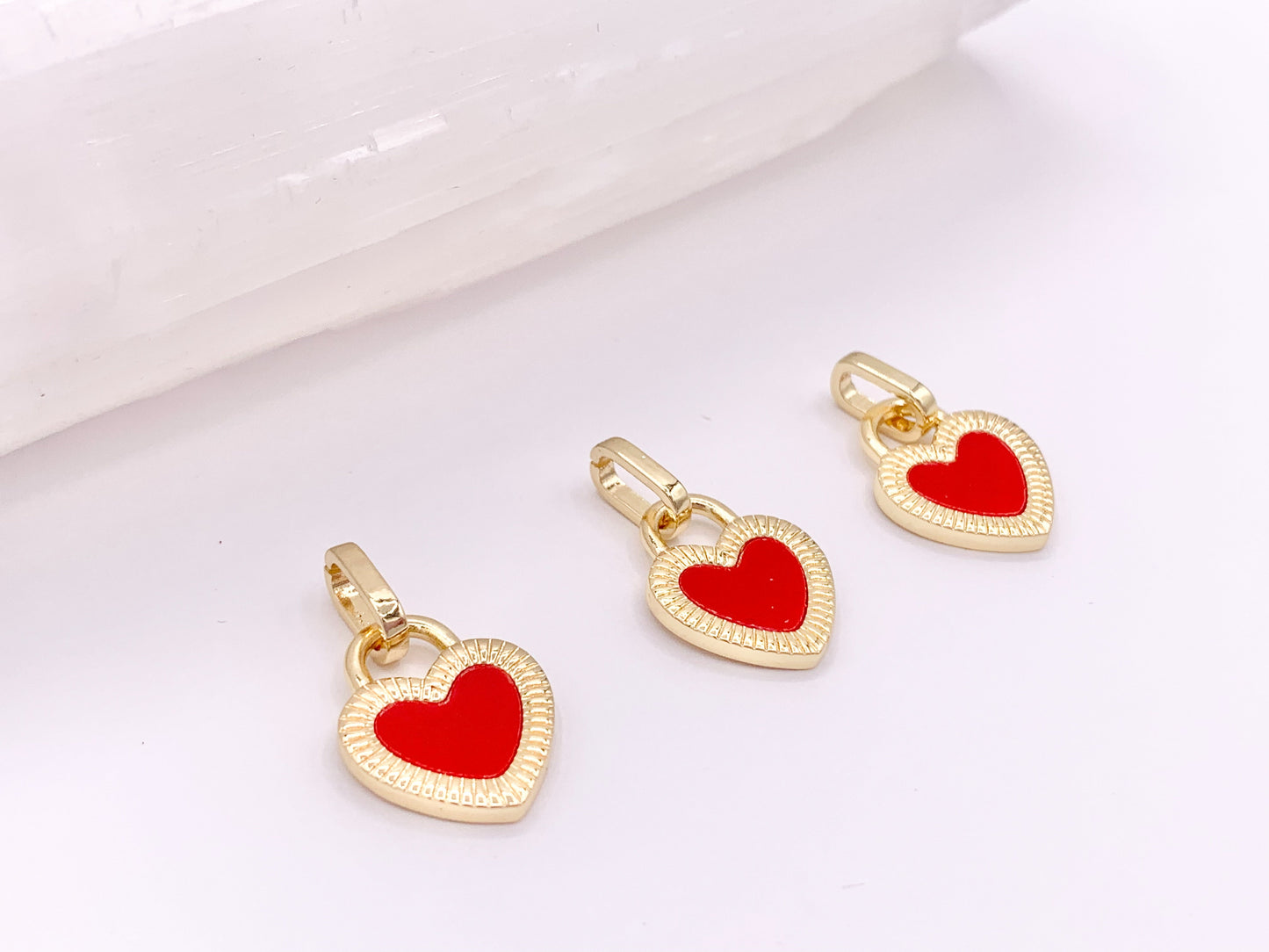 Gold Heart Charm Pendants in Red Enamel or White Shell in 18K Gold Plated Copper 6 pcs