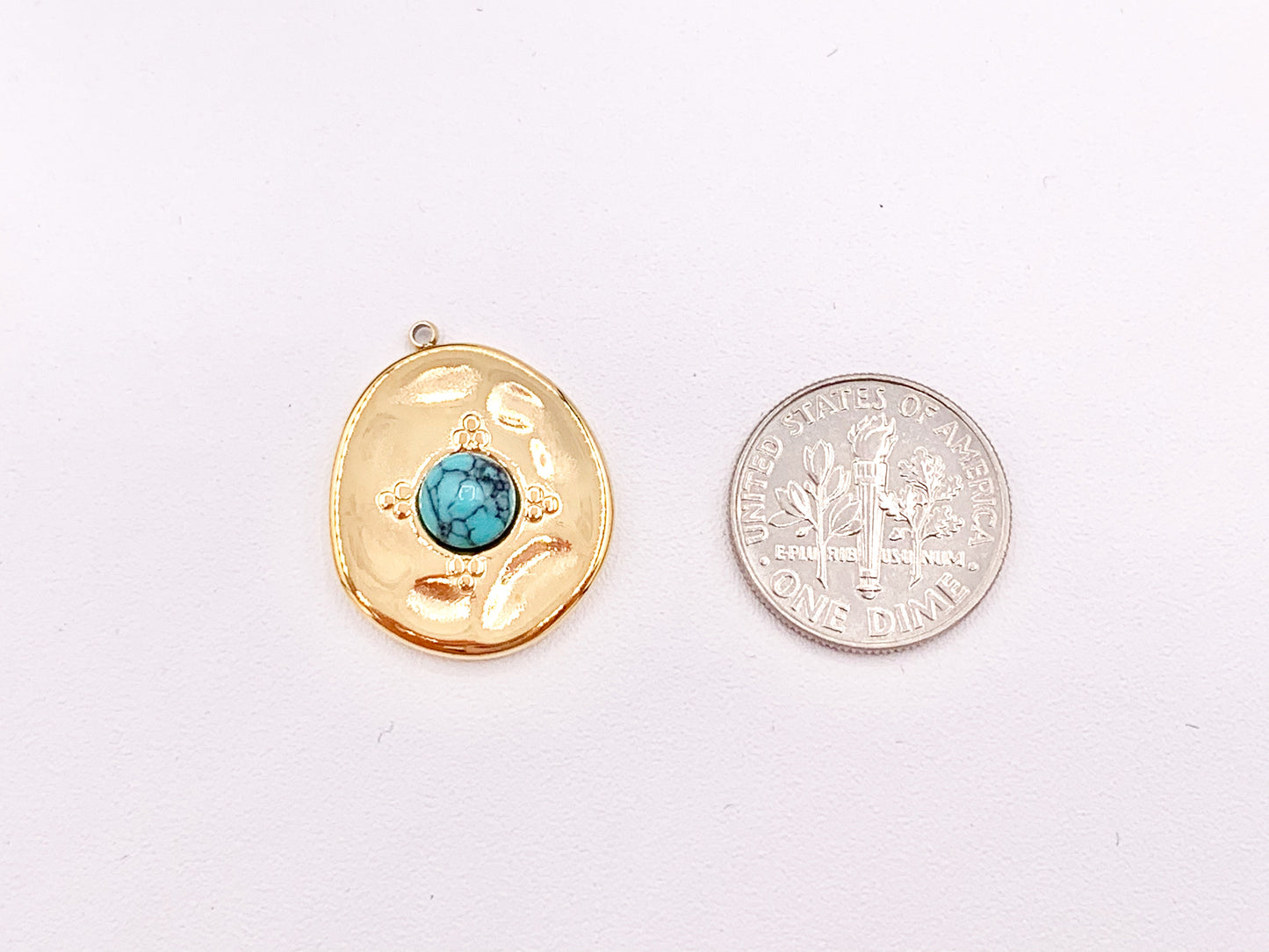 Unique Turquoise Oval Pendants in 18K Gold plated Copper 6 pcs