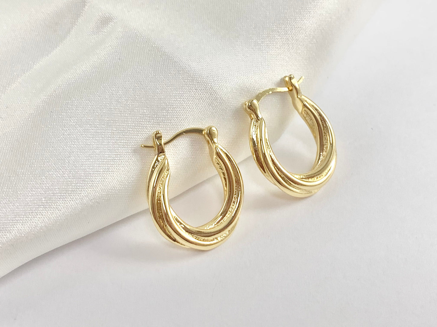 Simple Twisted Roped Thick Minimalist Circle Hoop Earring in Real 18K Gold Plated Over Copper 3 pairs