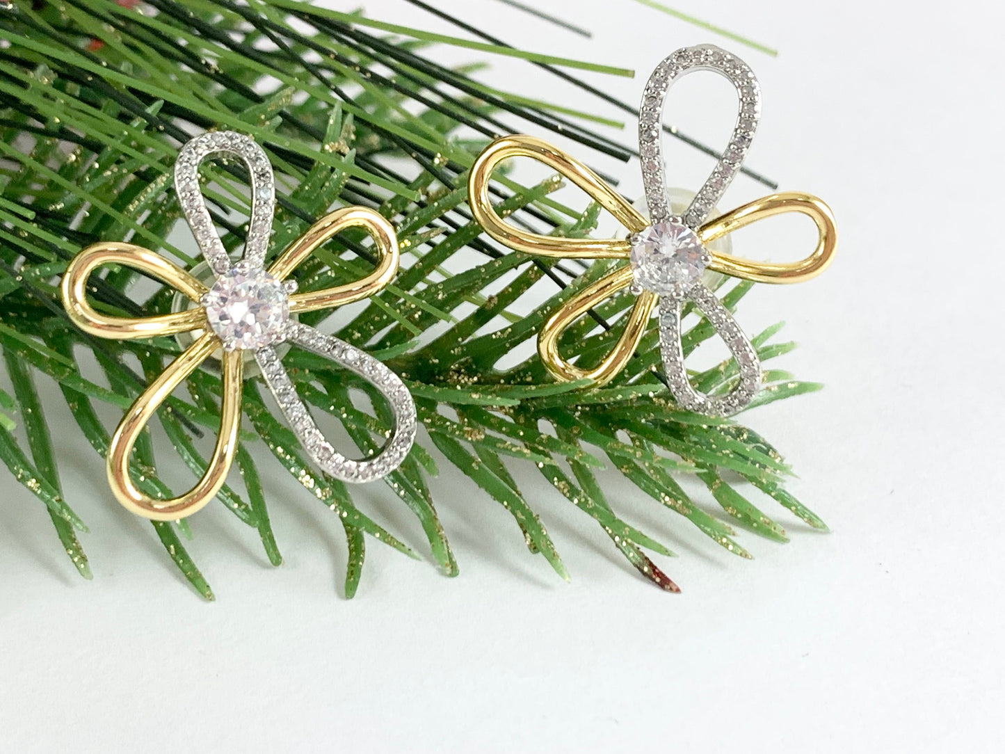Two tone Rhinestone Flower CZ Pave Earring Studs in Gold/ Silver 18K Plating over Copper 2 pairs